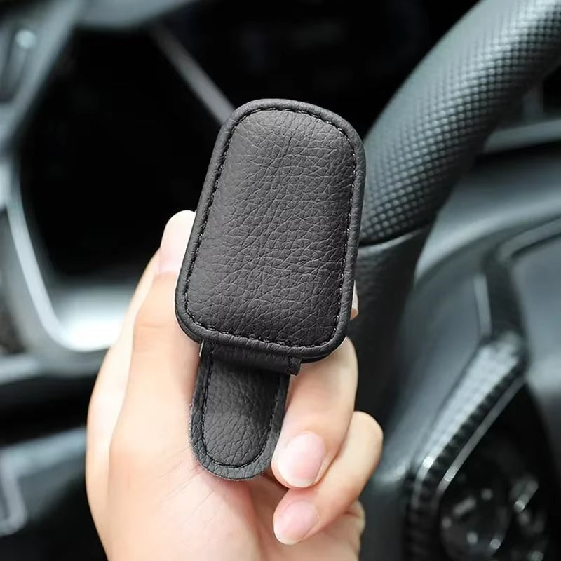 1Pcs Sunglasses Holder Is Suitable for Car Sunshades Magnetic Leather Sunglasses Clip and Ticket Clip Car Sunshade Accessories